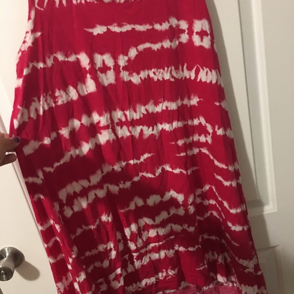 Magenta and white flowy sun dress! 😁 - Picture 2 of 3